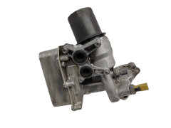 Корпус масляного фільтра 152084648R 2.0 dCi Renault Nissan Opel