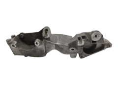 Кронштейн двигуна 8200527320 2.0 dci Renault Nissan Opel 1434
