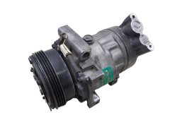 Компресор кондиціонера Sanden SD6V12 1427B 8200037058 Renault 1028