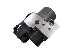 Насос гідравлічної системи Nissan Primera 476609F615 0265216837 0273004565