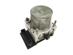 Насос гідравлічної системи Nissan Primera 47660AV712 0265800334 0265231317 Bosch 62905