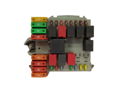 Блок запобіжників Fiat 51775688 0051775688057657 20802