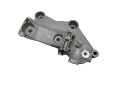 Кронштейн двигуна 117105124R 1.6DCi Renault Nissan 1519
