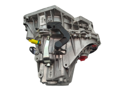 Коробка передач Новий оригінал TL8017 TL8B017 320108935R Dacia Duster 1.6