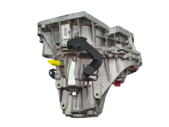 Коробка передач Новий оригінал TL8008 320101742R Dacia Duster 2