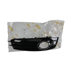 Галогенна рамка Права 8P0807682K 88071884202 Audi A3 DPA