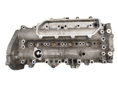 Кришка клапана Iveco Daily VI 5801835399 5801835397 2.3 D