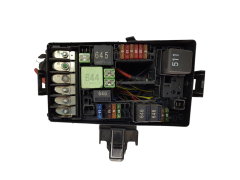 Блок запобіжників 5Q0907361C 6351-2832 6351-2835 VW Seat Audi