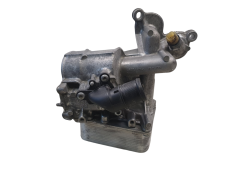 Корпус масляного фільтра 8200781898 2.0 DCI Renault Nissan Opel Trafic 2 1110