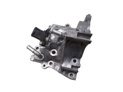 Кришка корпусу 110611KC0B 1.6 TCE Renault CLio 4