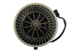 Вентилятор VW Audi 893819021 3137020009 Bosch 1025