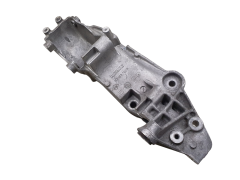 Кронштейн двигуна 117103703R 2.0 2.3 DCI Renault Opel Nissan