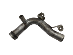 Водопровідний патрубок 8200717364 8200370717 2.0DCI Renault Nissan