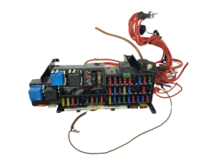 Блок запобіжників Mercedes A1685450240 19519