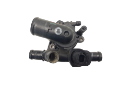 Корпус термостата 8200703139 2.0 DCi Renault Laguna 3