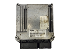 Контролер двигуна BMW 7789572 0281010565 Bosch 19443
