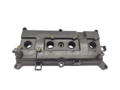 Кришка клапана 1251015900 Renault Nissan 2.0 16v M4R713