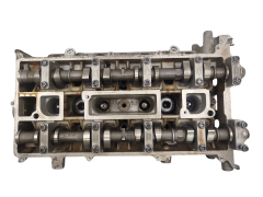 Головка блоку циліндрів Ford 1S7G-6090-AX 1S7G-6A271-AG 1S7G-6A272-BG 1.8 QQDB