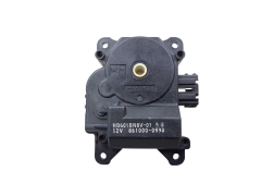 Кроковий двигун Mazda 3 HB601BN8V-01 861000-0990