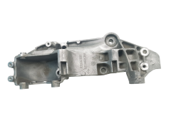 Кронштейн двигуна 8200881264 2.0 2.3 DCI Renault Opel Nissan