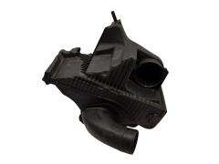 Корпус повітряного фільтра 8200398990 Renault Clio 3 8200309636