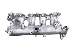 Всмоктувальний колектор 140038873R 8200691676 2.0 16v Turbo Renault