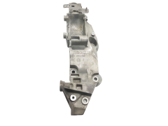 Кронштейн двигуна 8200527320 2.0 dci Renault Nissan Opel 28