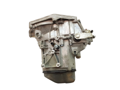 Коробка передач 2231X6 2232Y8 20CR01 1.4 Peugeot 206+ 1018