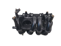 Всмоктувальний колектор 8200084509 7700273860 1.4 8v Renault