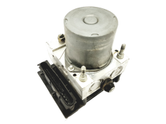 Насос гідравлічної системи Nissan Primera P12 47660BA000 Bosch