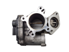 Egr клапан Renault 8200693739 8200327011 2.0 DCI