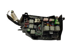 Блок запобіжників Ford 6G9T-14A067-AB