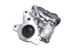 Egr клапан 147109869R 147103921R 2.3 dCi Master 3 Movano B 2