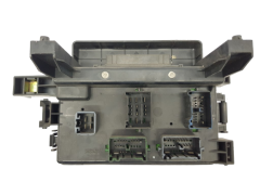 Блок запобіжників Chrysler P04692233AB