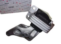 Подушка двигуна Робіть Renault 586656 112100062R Hutchinson