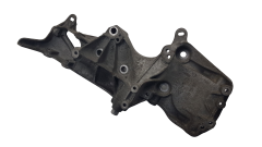 Монтажний кронштейн Renault 8200178985 1.4 1.6 16V
