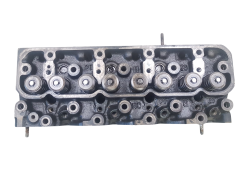 Головка блоку циліндрів Isuzu 2.5 D 4JA1T