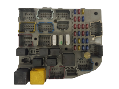 Блок запобіжників Jeep 56042002L