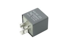 Реле паливного насоса 4D0951253 B17805 VW Audi Skoda Borsehung