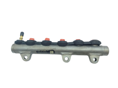 Інжекторна рейка Bosch Renault 0445214155 8200842432 2.0 DCI
