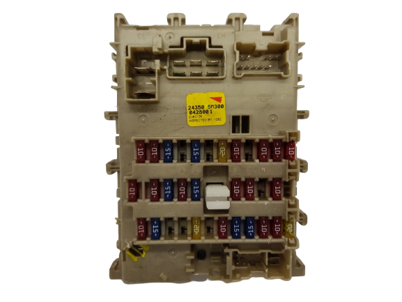 Блок запобіжників Nissan 243505M300 main product photo